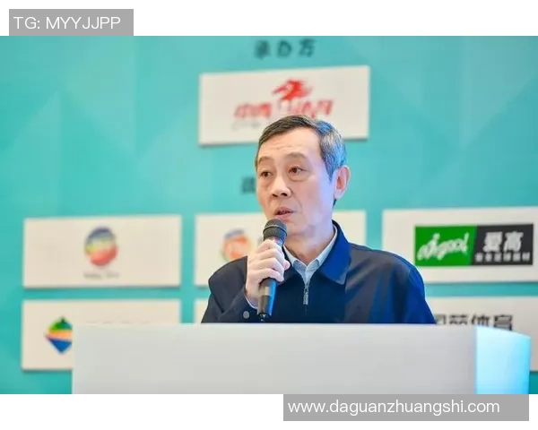 深入了解足球明星的成长历程与职业生涯的独家采访问题探讨